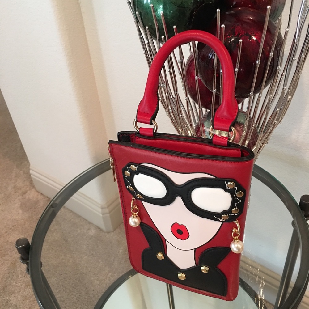 Soft PU Leather Crossbody Bag with Chain